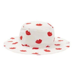 BontonKids Bonton Etretat Hat - Red Kisses Print