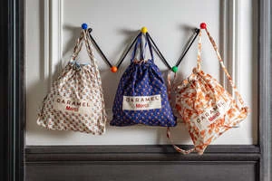 CaramelKids Caramel CHILD BACKPACK H23 - NAVY POSY PRINT - Image 2