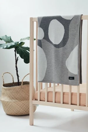 MINCAKids Minca Mini Casa Tiny Bubbles Blanket - Image 3