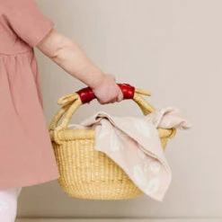 The Blueberry HillKids The Blueberry Hill Organic Cotton Blanket - Floral